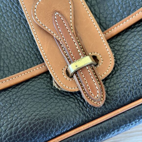 Vintage 90s Dooney & Bourke Navy Blue AWL Leather Equestrian Crossbody Bag - Picture 4 of 15